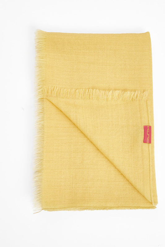 Amareto Mantón Baby Alpaca Color Amarillo Mantequilla