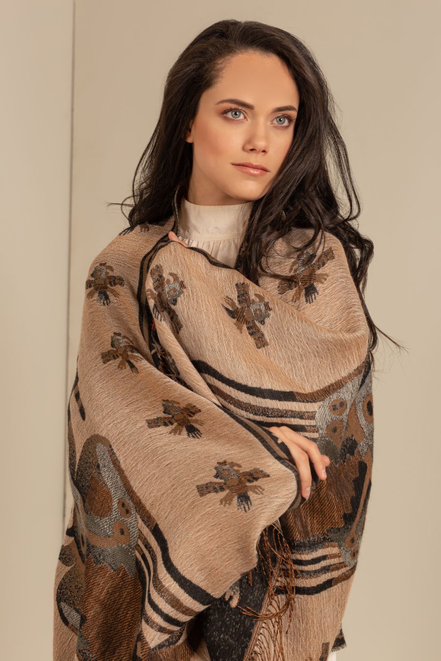 Nazca - 10 Chales Baby Alpaca Color Negro