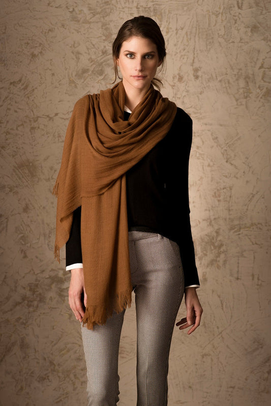 Mantón Bussigny Vicuña Color Camel