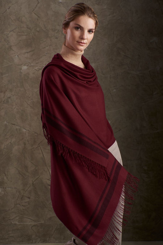 Bolero Mantón Vicuña Color Guinda