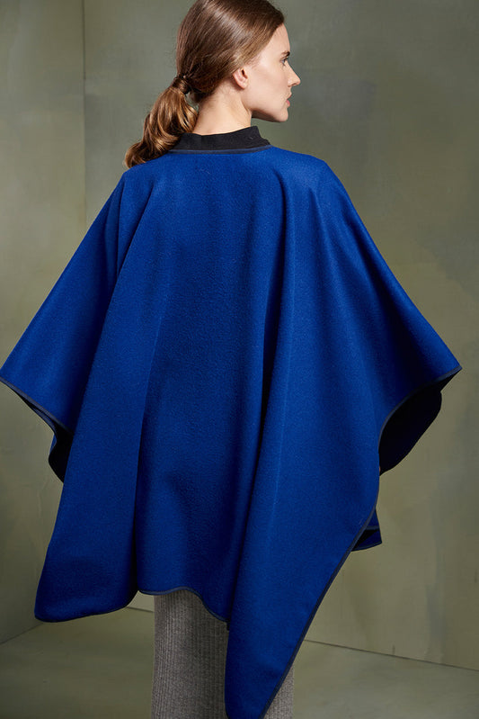 Piense en Cape Baby Alpaca Color Cadet