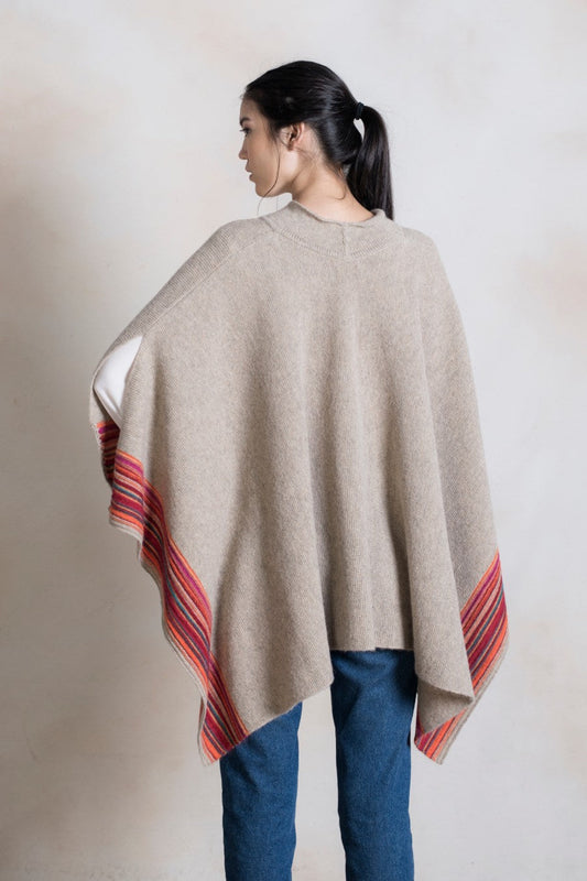 Poncho Ruth Baby Alpaca Color Leonado