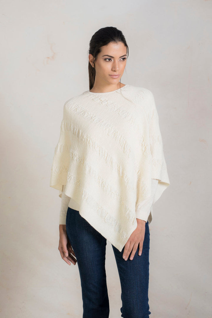 Poncho Rachel Baby Alpaca Color Crudo