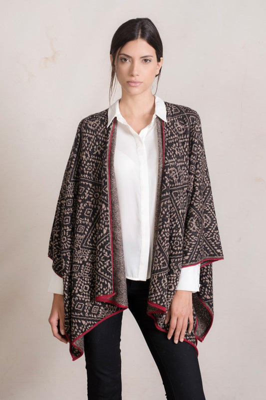 Poncho Rupaska I Baby Alpaca Color Meteorito