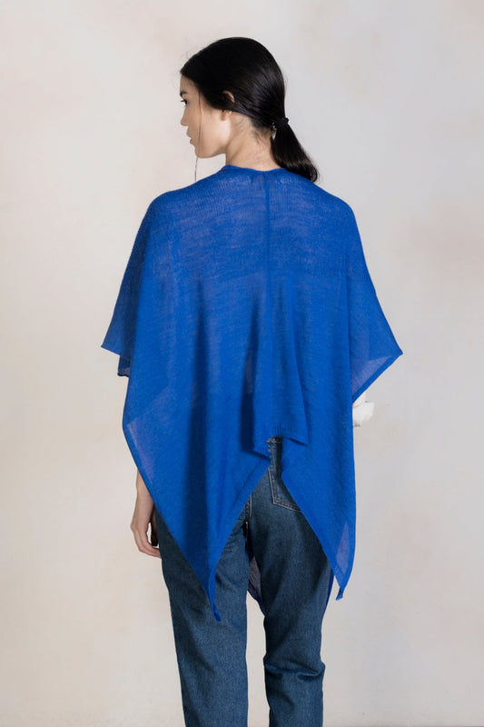 Poncho Ronda Baby Alpaca Color Sónico