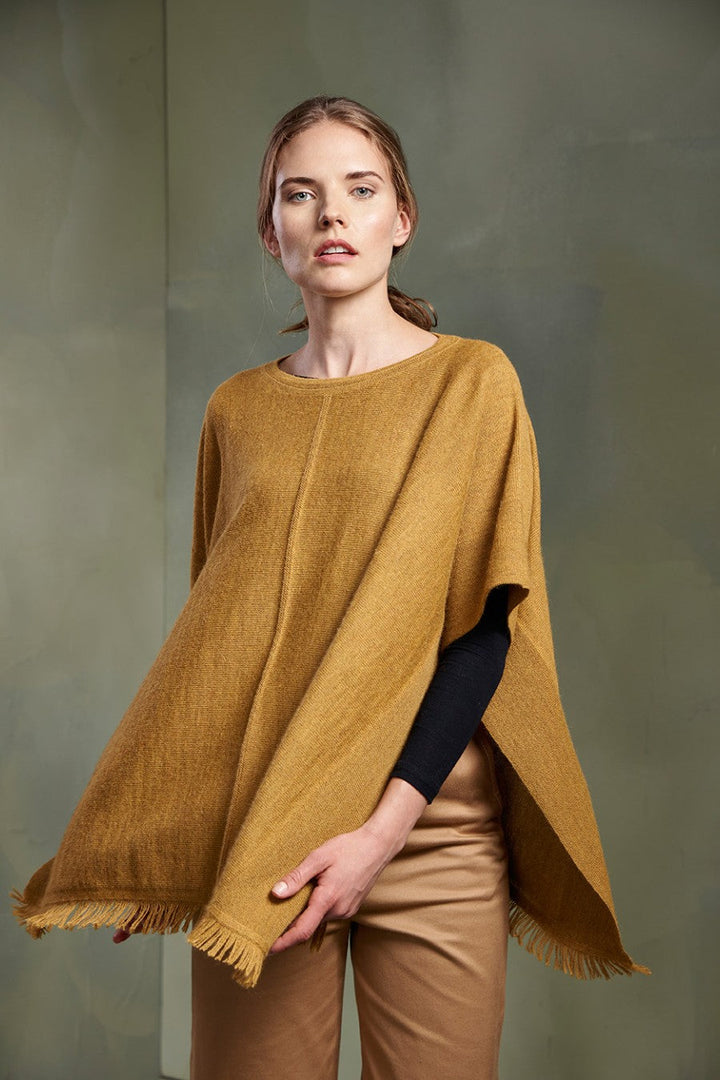 Poncho Taboa Baby Alpaca Color Senape