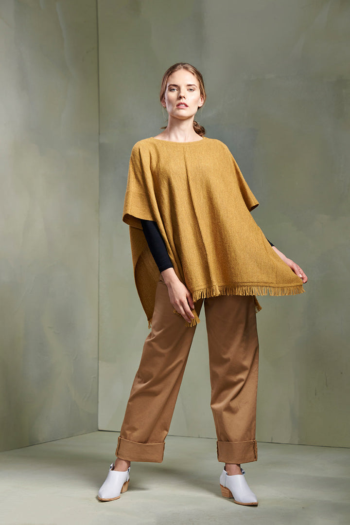 Poncho Taboa Baby Alpaca Color Senape