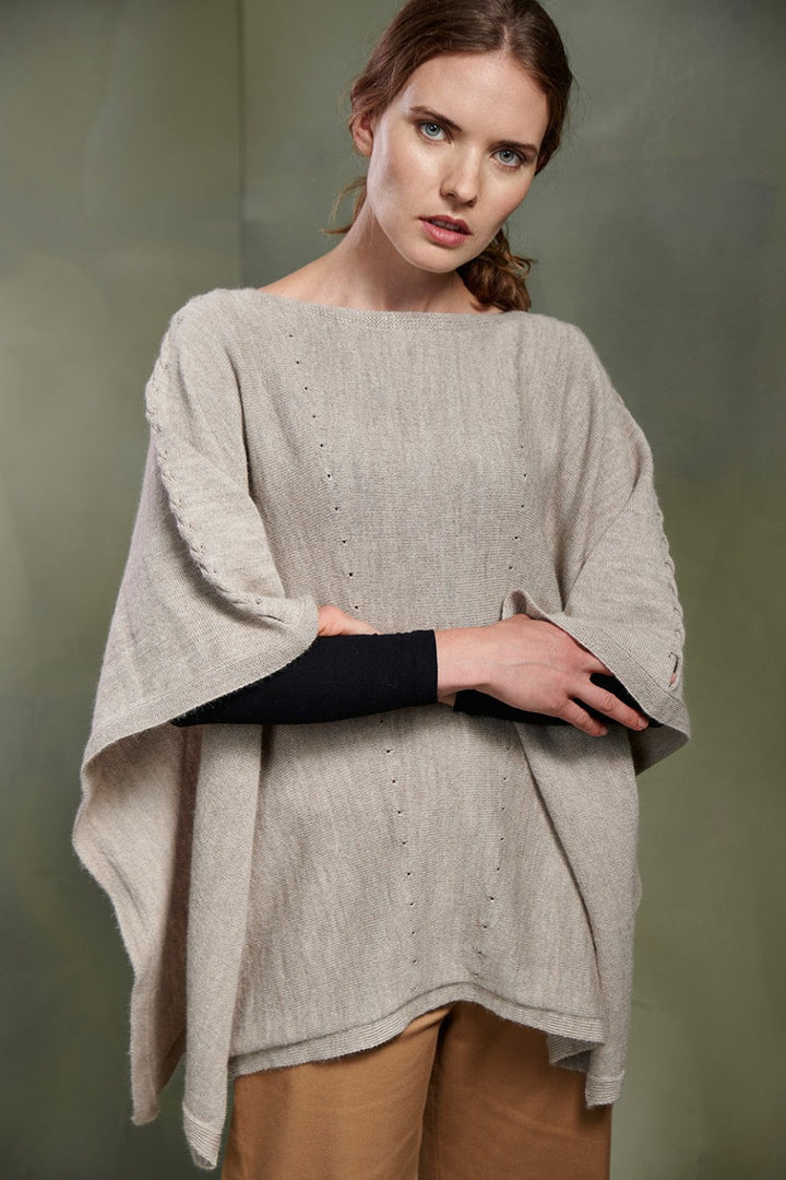 Poncho Tatiana Baby Alpaca Color Sabbia