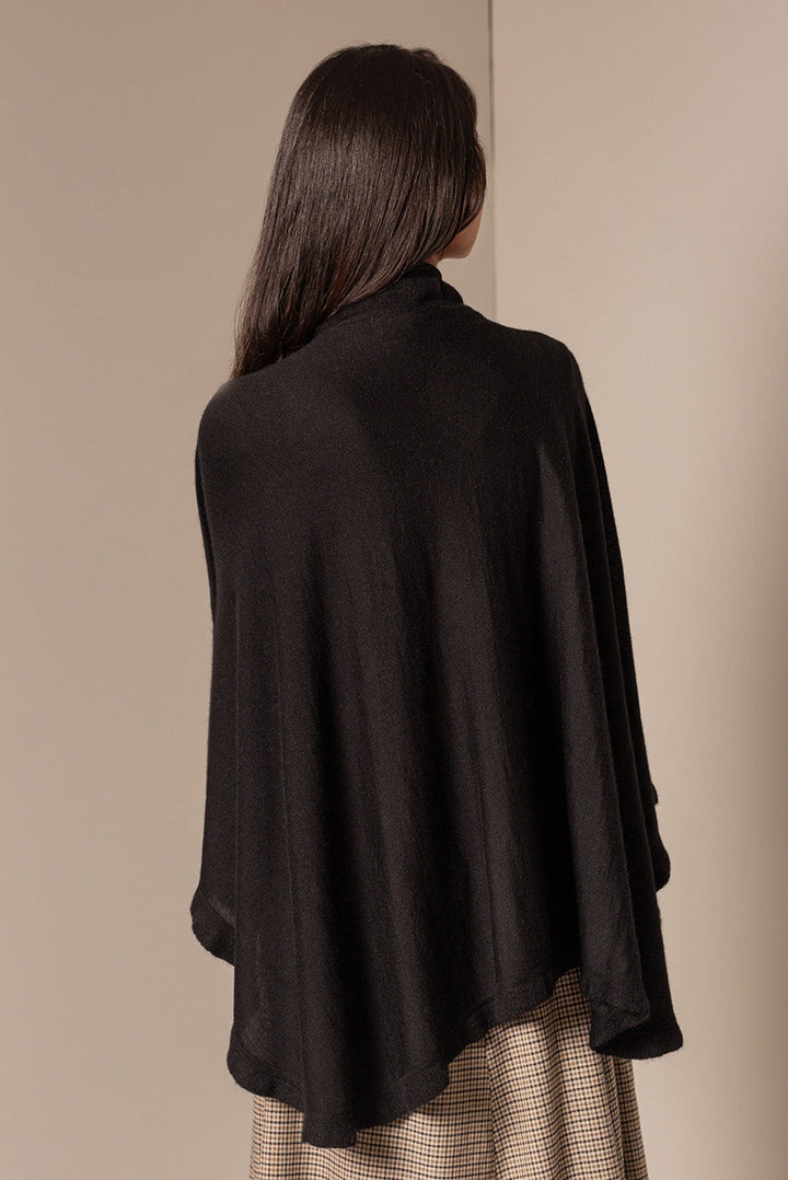 Poncho Bromelia Alpaca 16 Colores Negro