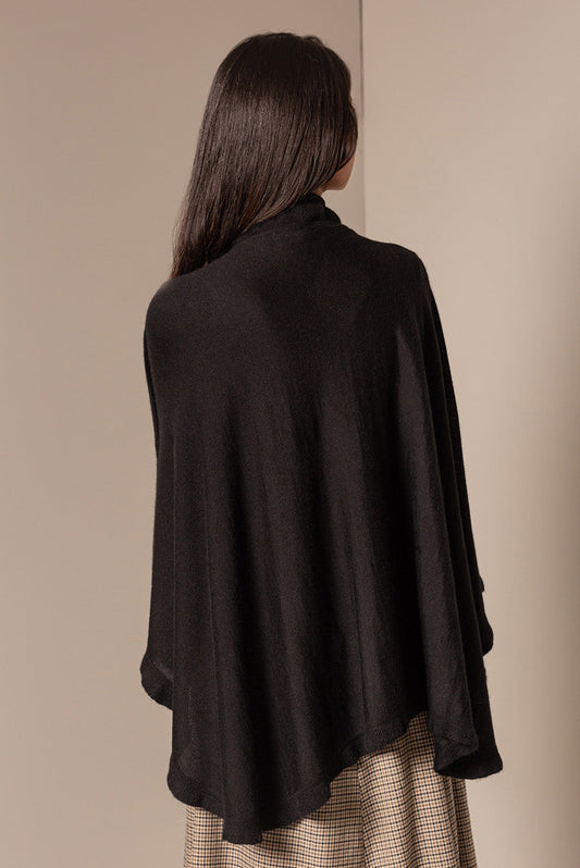 Poncho Bromelia Alpaca 16 Colores Negro