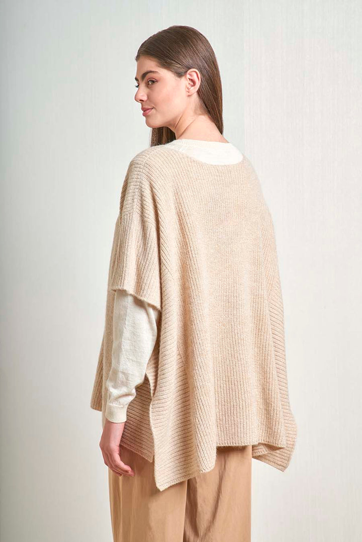 Poncho Umpala Baby Alpaca Color Masilla