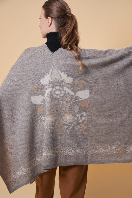 Poncho Ultrachic Baby Alpaca Color Gris
