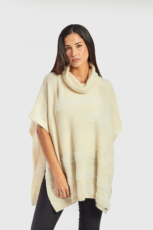 Wannabe Poncho Baby Alpaca Color Crudo