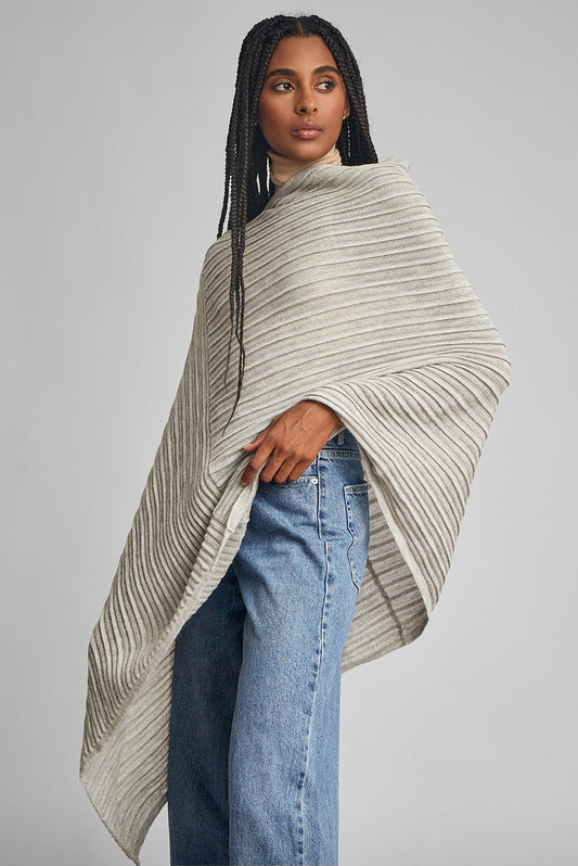 ¿Por qué Poncho Baby Alpaca Color Pingüino?