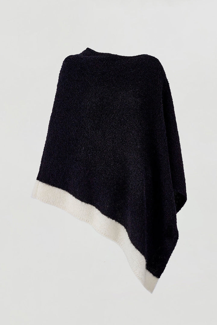 Wasi Poncho Alpaca Color Negro