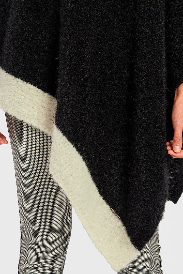 Wasi Poncho Alpaca Color Negro