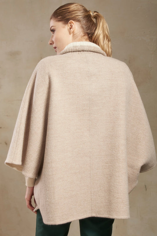 Poncho Capa Baby Alpaca &amp; Lana Color Sabbia &amp; Crudo