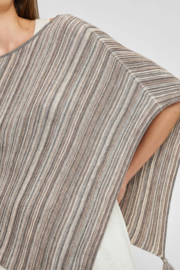 Walnut Poncho Baby Alpaca Color Paloma
