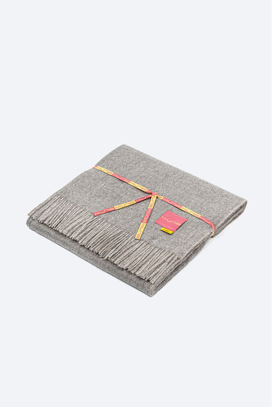 Manta Vuelta Baby Alpaca Color Gris y Beige